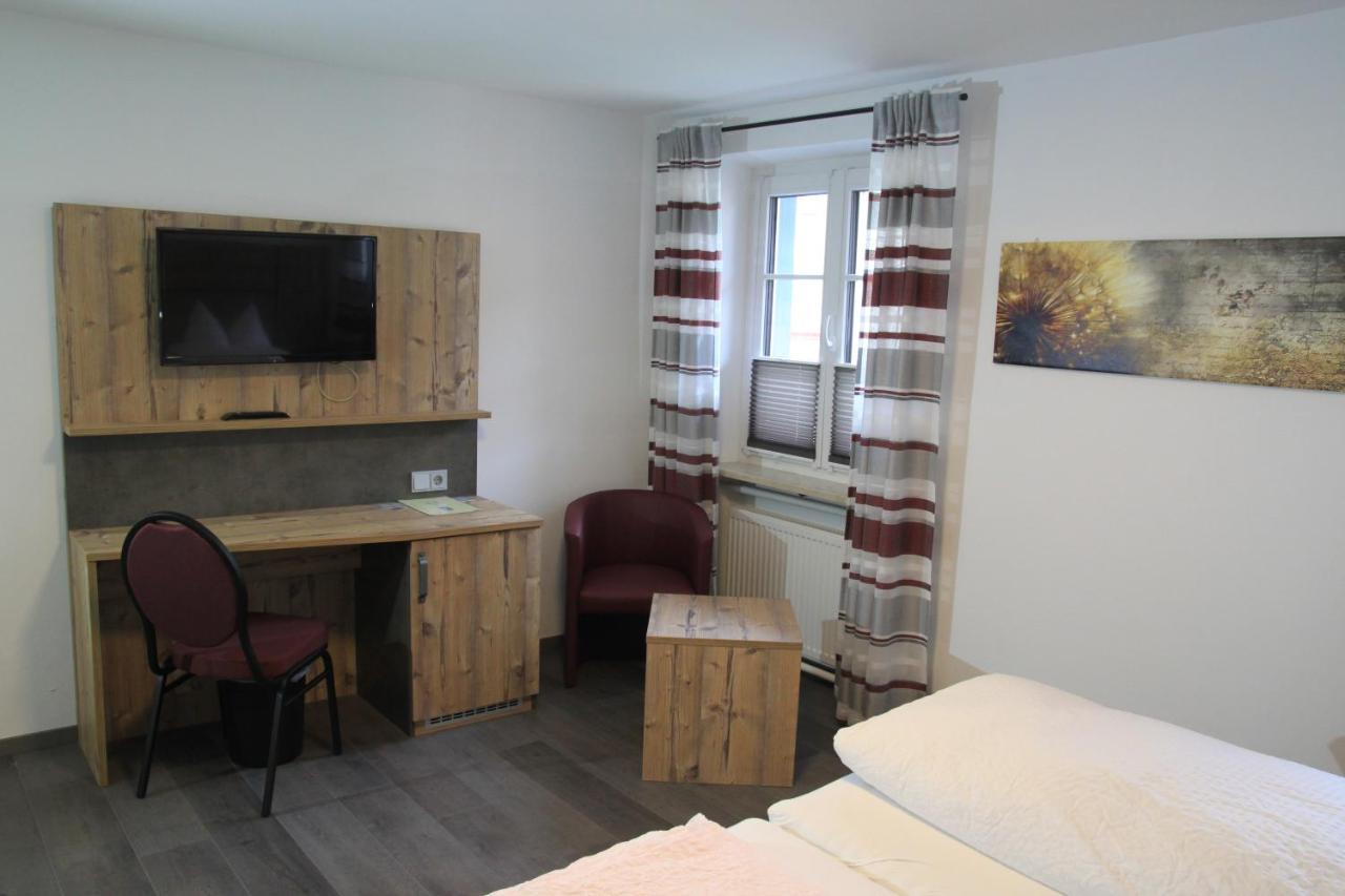 Hotel-Gasthof Zur Post Velburg Ngoại thất bức ảnh