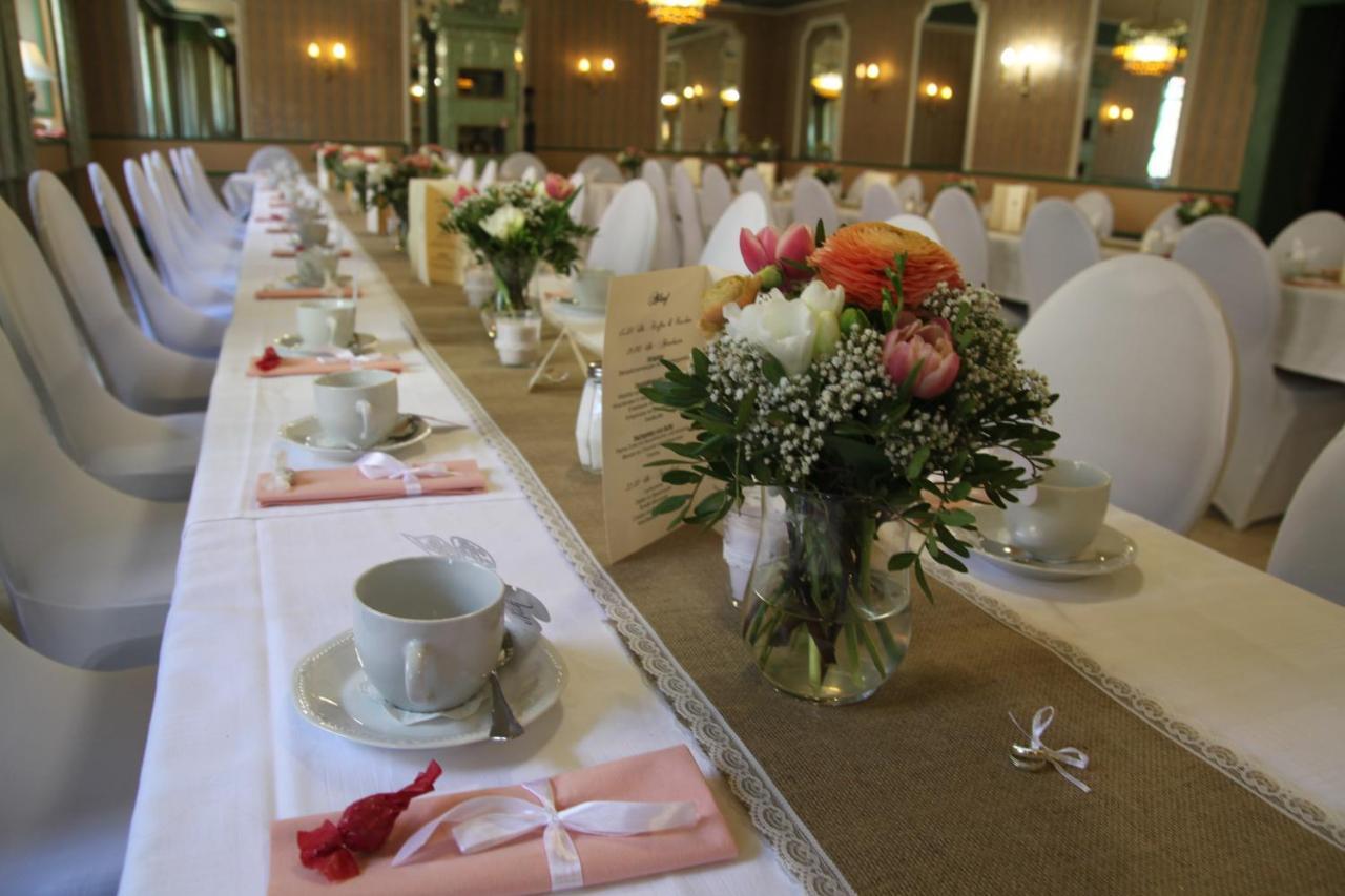 Hotel-Gasthof Zur Post Velburg Ngoại thất bức ảnh