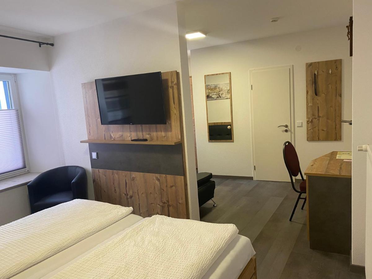 Hotel-Gasthof Zur Post Velburg Ngoại thất bức ảnh